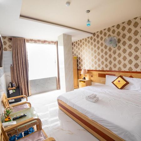 Yen Vy 04 Luxury Hotel Quy Nhon Dış mekan fotoğraf