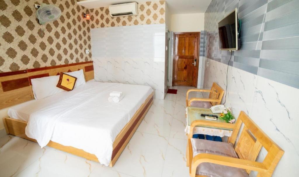 Yen Vy 04 Luxury Hotel Quy Nhon Dış mekan fotoğraf